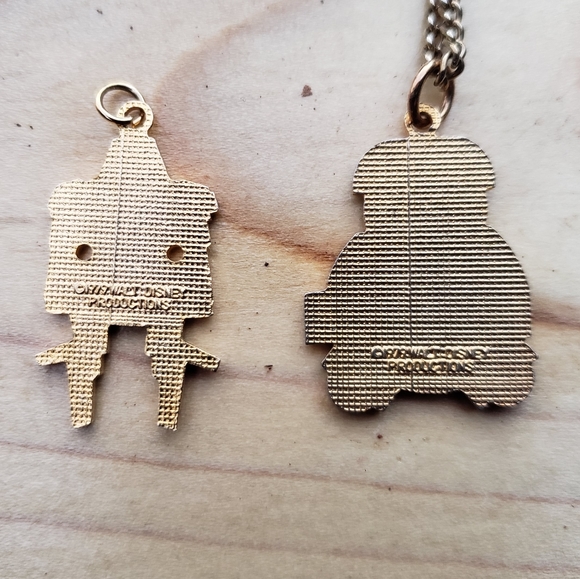 Disney Retro Vintage "The Black Hole" 1979 Official Merchandise Necklaces - Picture 2 of 3